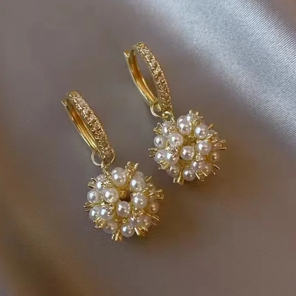 Anthropologie Gold Pearl Drop Earrings - Picture 1 of 10